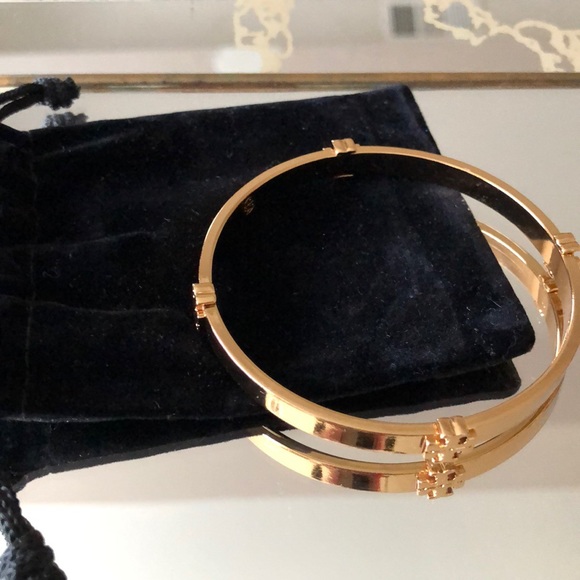 Jewelry - Tory Burch gold bangle
